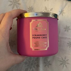 Bath & Body Works Strawberry Poundcake Candle